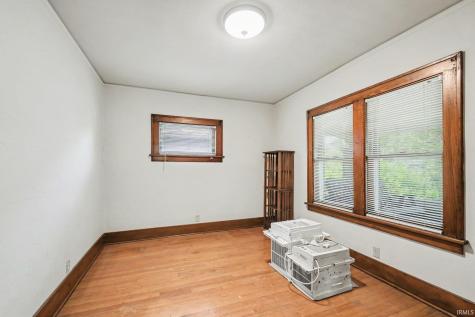 918 S 27th Street South Bend IN 46615