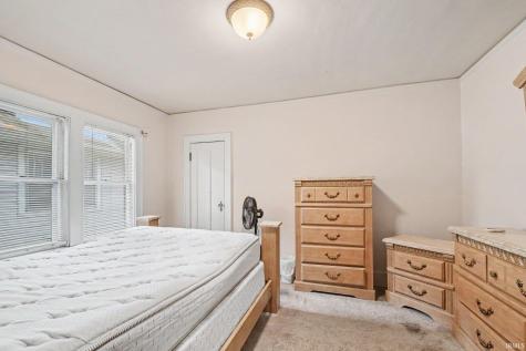 918 S 27th Street South Bend IN 46615