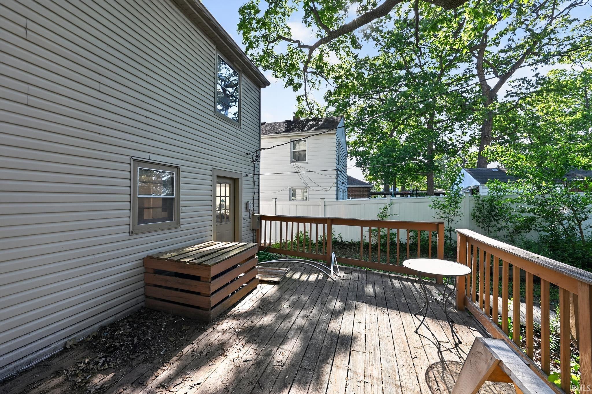 1010 W Lawrence Street Mishawaka IN 46545