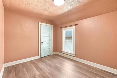 528 W 4th Street Fort Wayne IN 46808