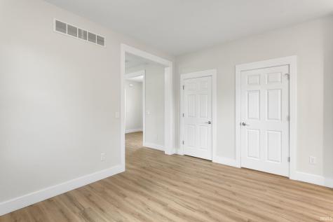 1015 Allen Avenue South Bend IN 46616