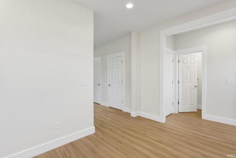 1015 Allen Avenue South Bend IN 46616