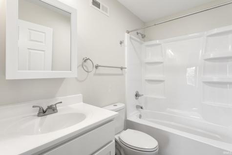 1015 Allen Avenue South Bend IN 46616