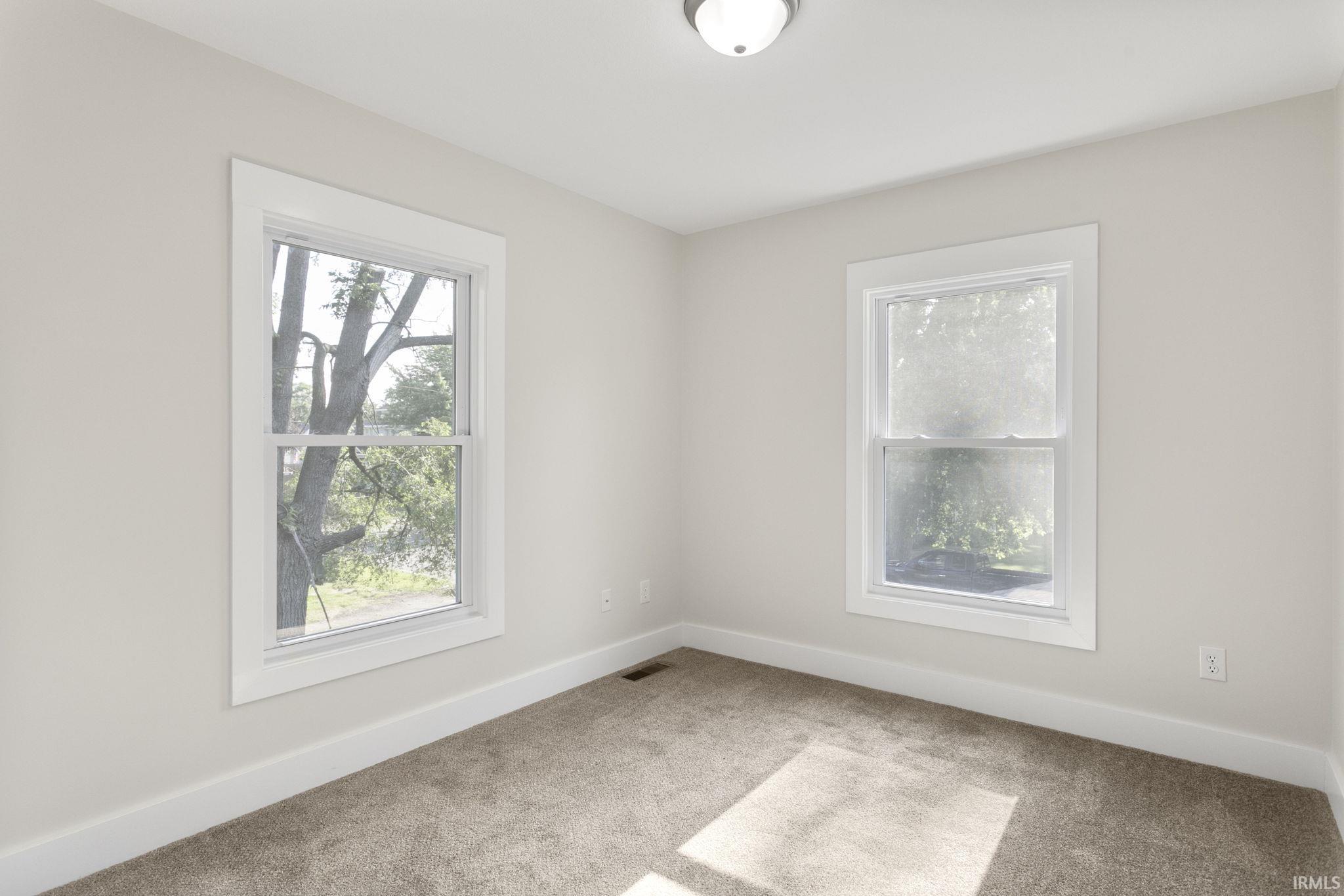 1015 Allen Avenue South Bend IN 46616
