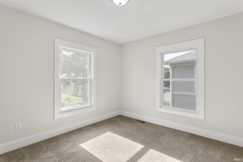 1015 Allen Avenue South Bend IN 46616