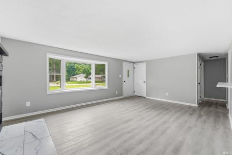 18111 Faylor Drive Huntertown IN 46748