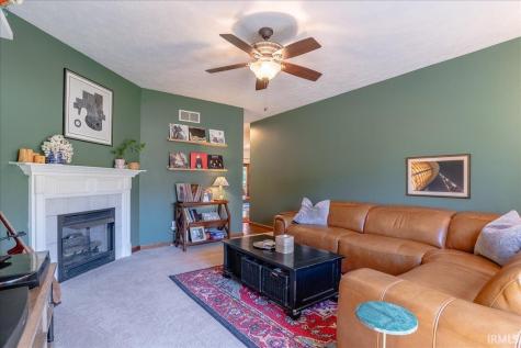 8201 Whitetail Trail Evansville IN 47711