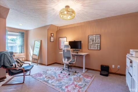8201 Whitetail Trail Evansville IN 47711