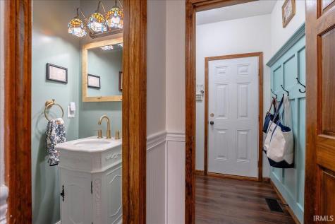8201 Whitetail Trail Evansville IN 47711