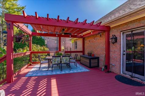 8201 Whitetail Trail Evansville IN 47711