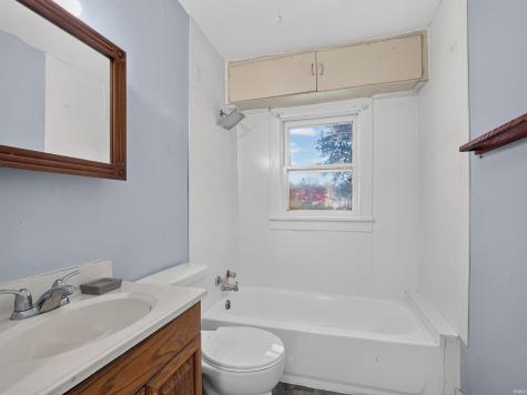 4580 W E Drive Albion IN 46701
