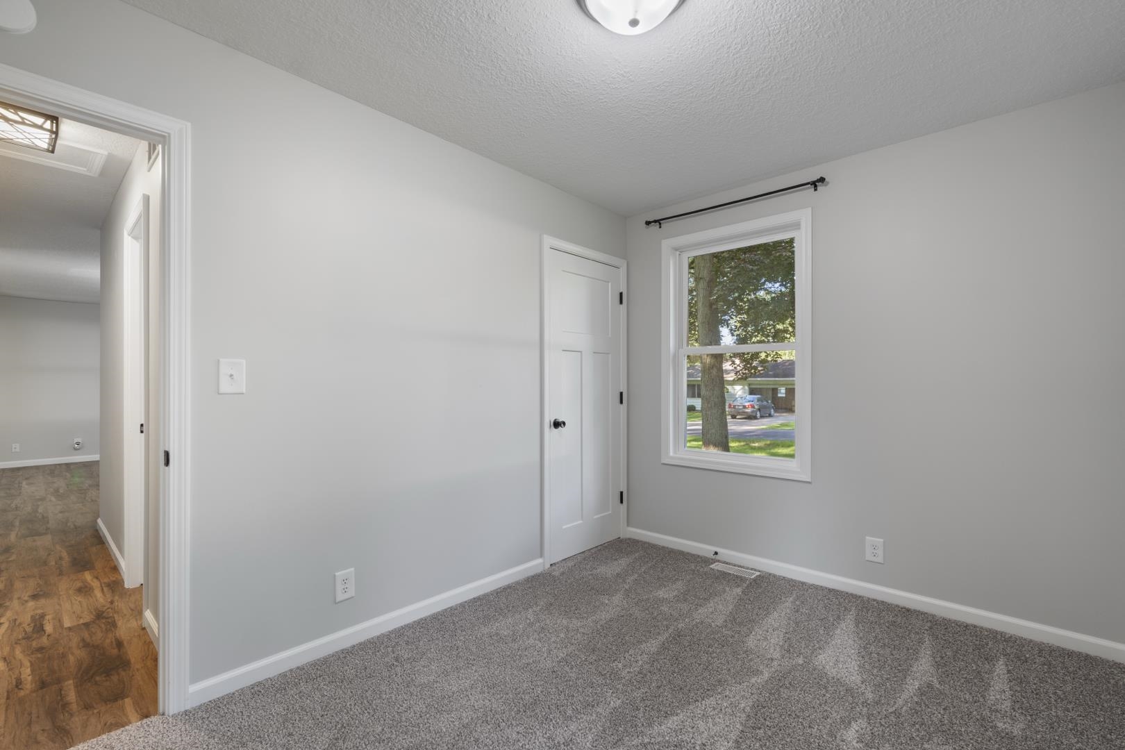 212 Wedrick Drive Warsaw IN 46580