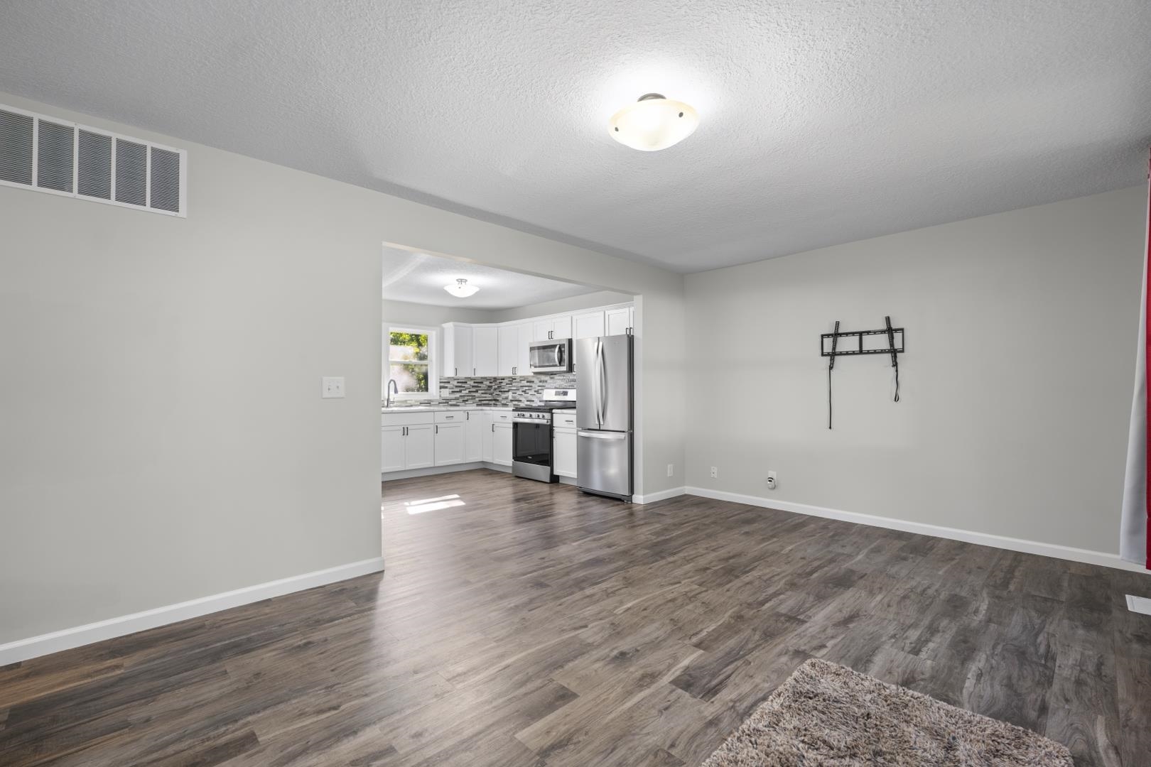 212 Wedrick Drive Warsaw IN 46580