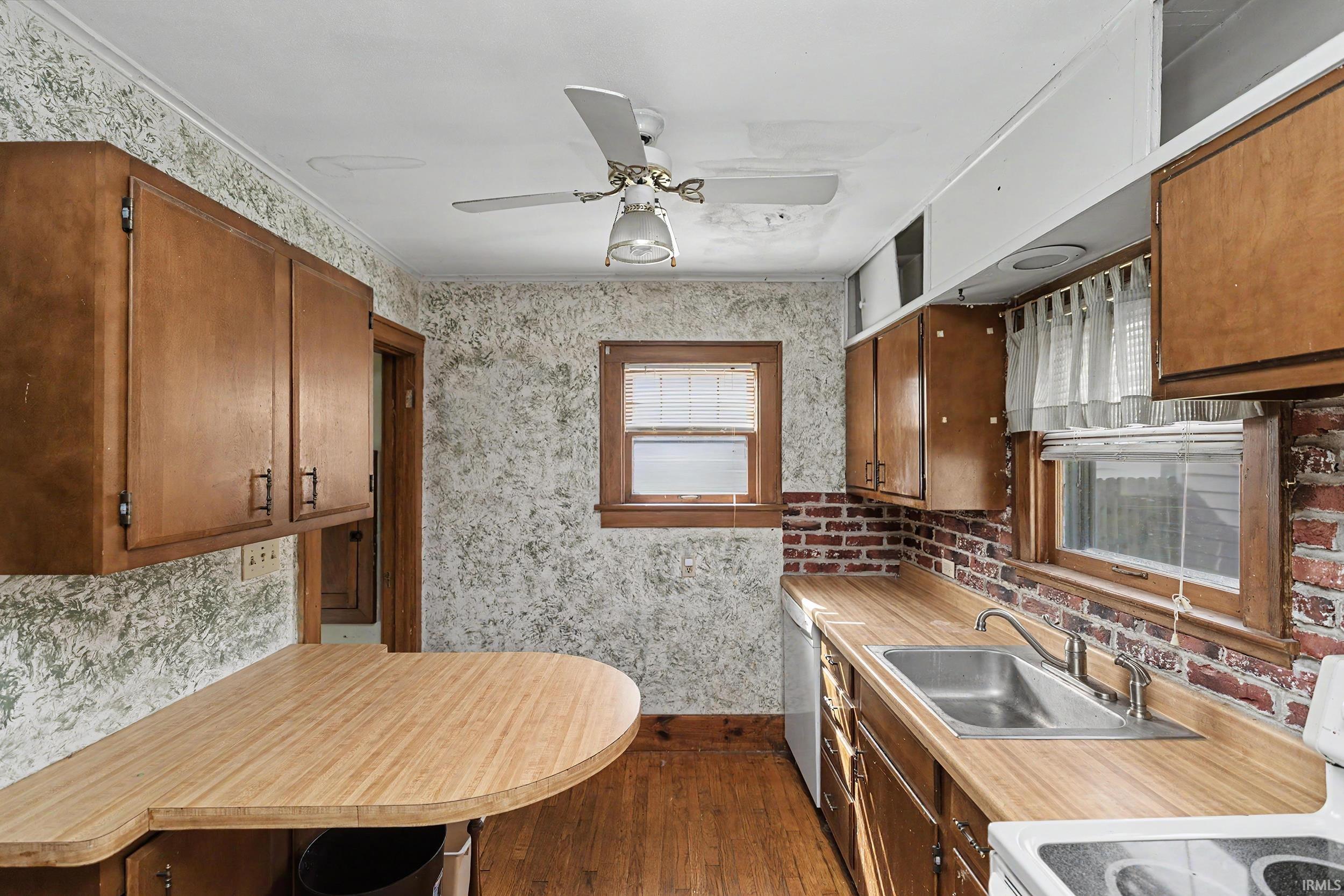 437 Park Avenue Mishawaka IN 46545