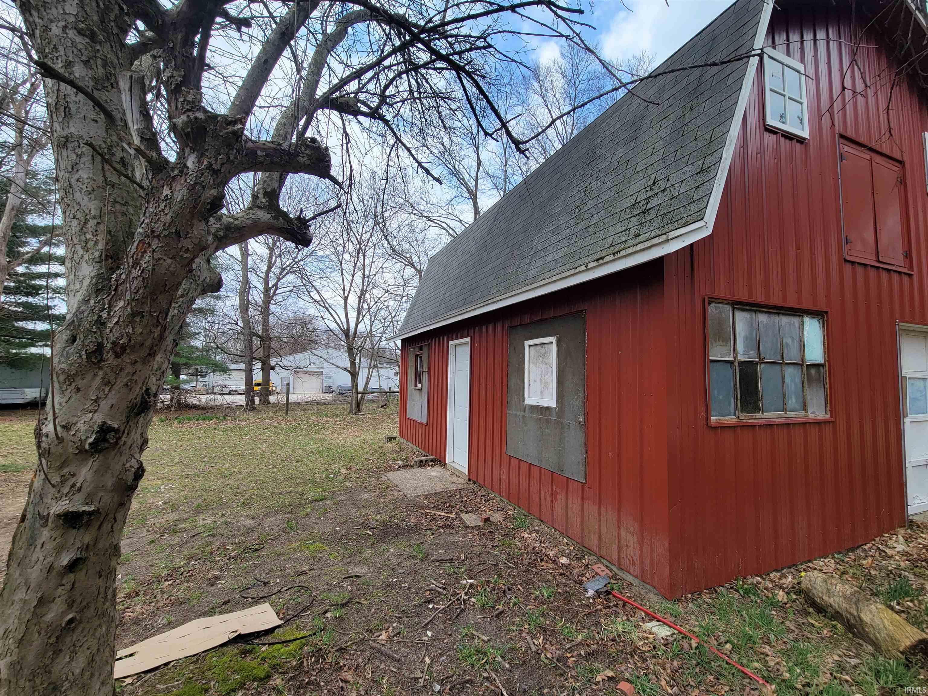 24713 Penwell Avenue Elkhart IN 46516