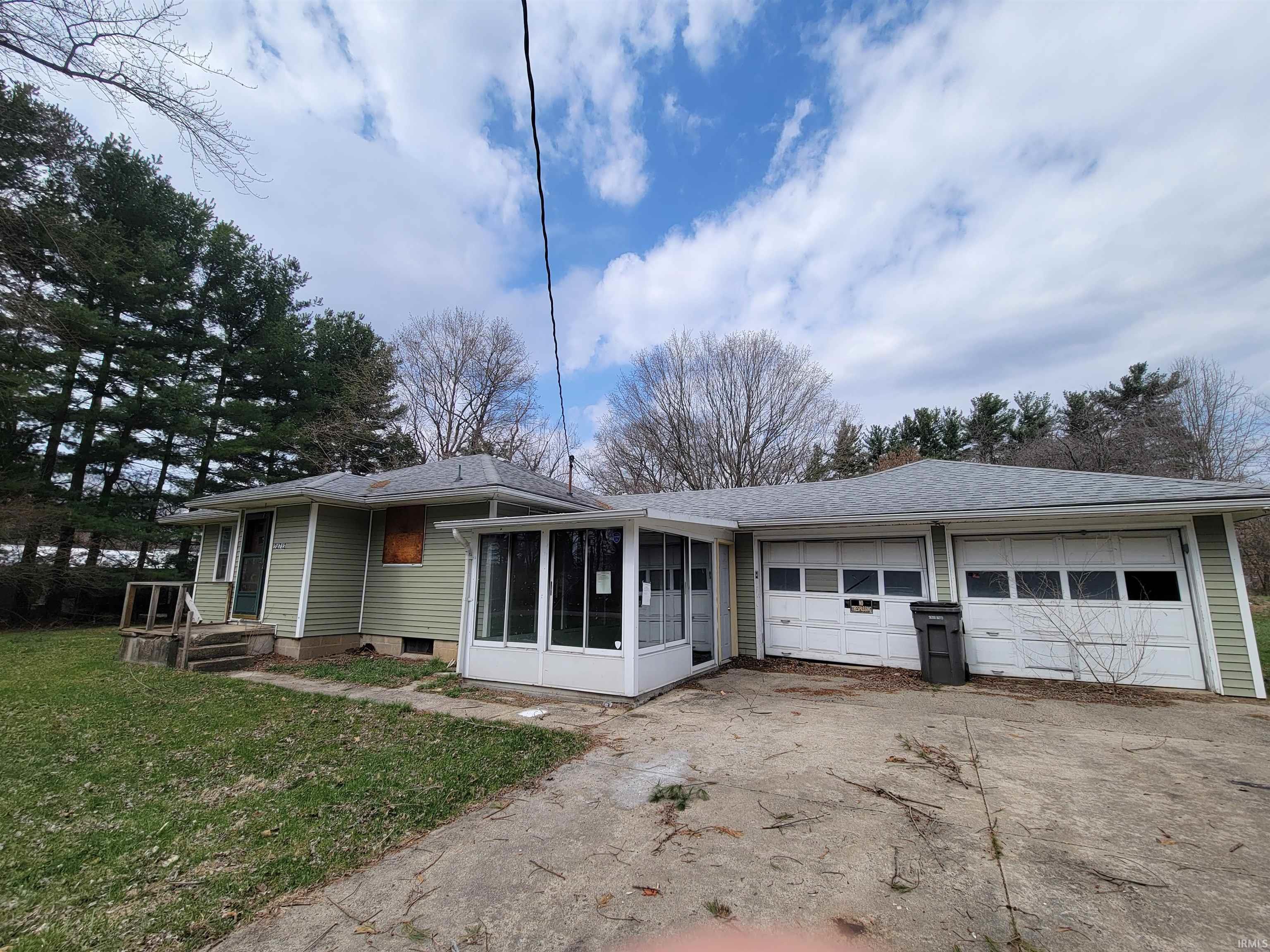 24713 Penwell Avenue Elkhart IN 46516