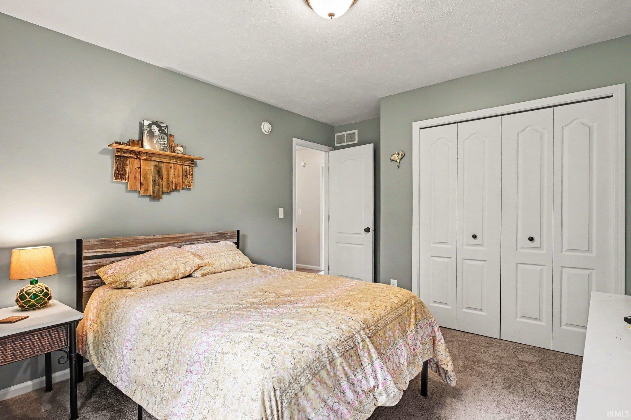 51141 Sussex Point Drive Granger IN 46530