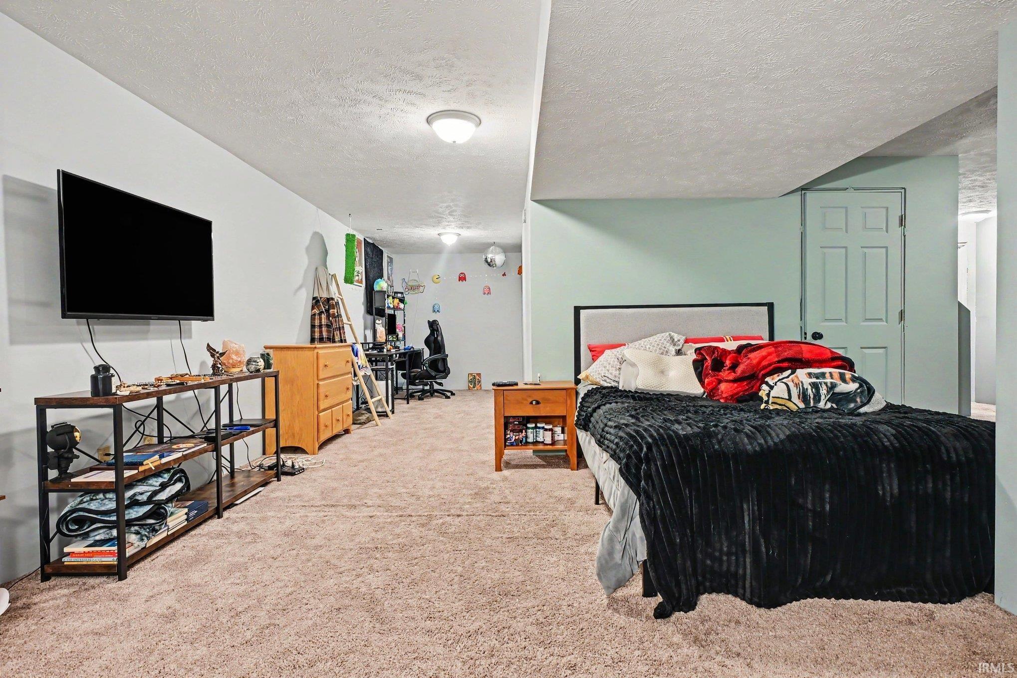 51141 Sussex Point Drive Granger IN 46530