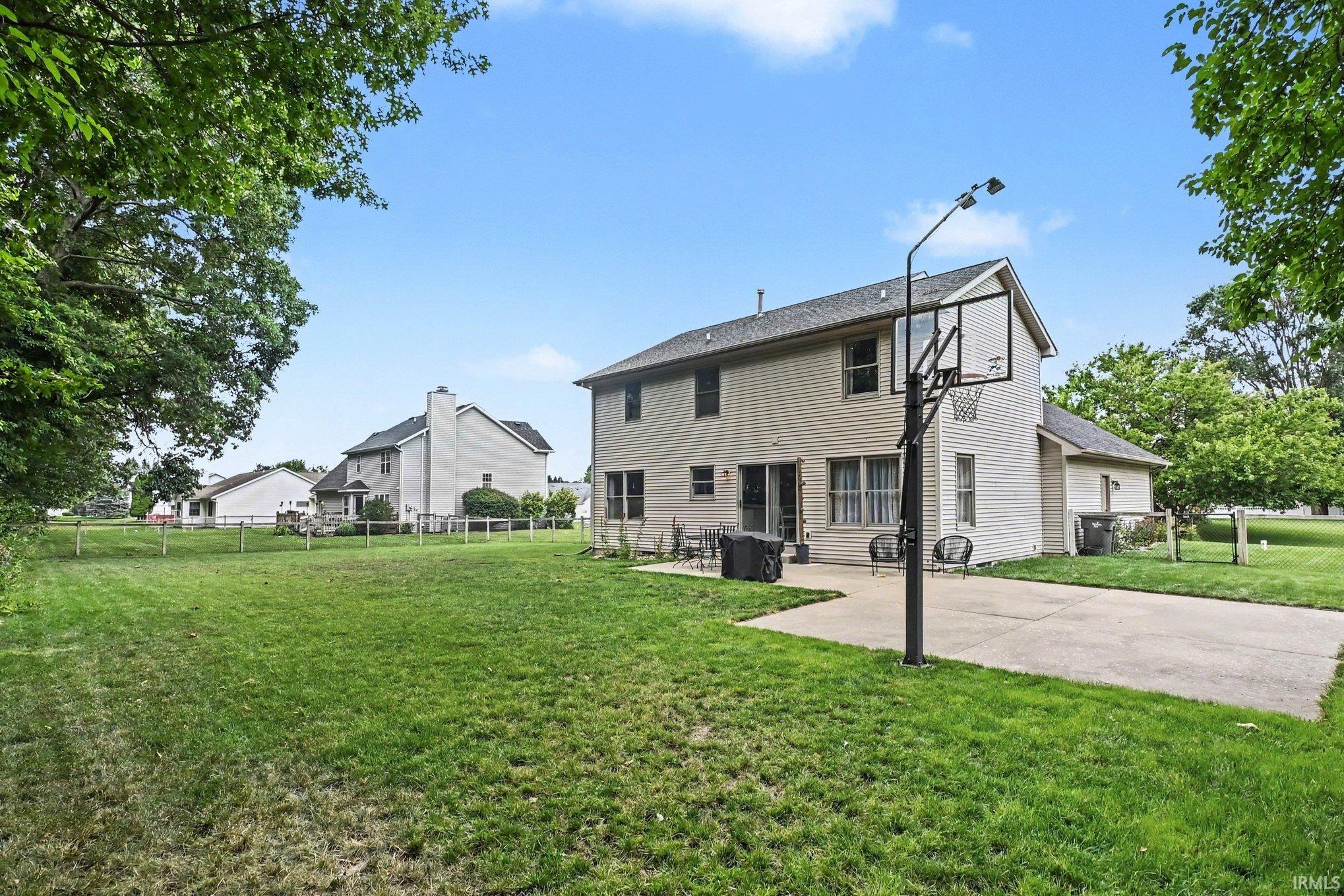 51141 Sussex Point Drive Granger IN 46530