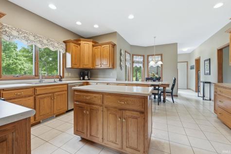 9304 Muldoon Road Fort Wayne IN 46819
