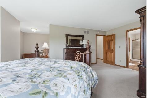 9304 Muldoon Road Fort Wayne IN 46819
