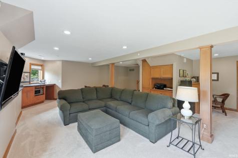 9304 Muldoon Road Fort Wayne IN 46819