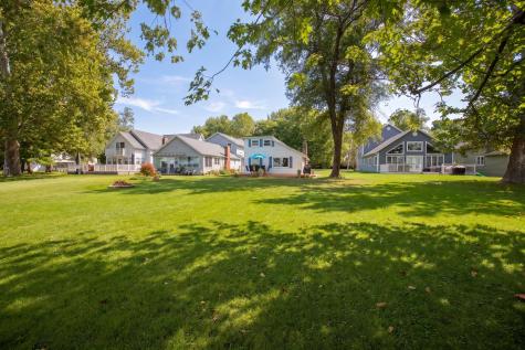 3923 Lake Shore Drive Bremen IN 46506