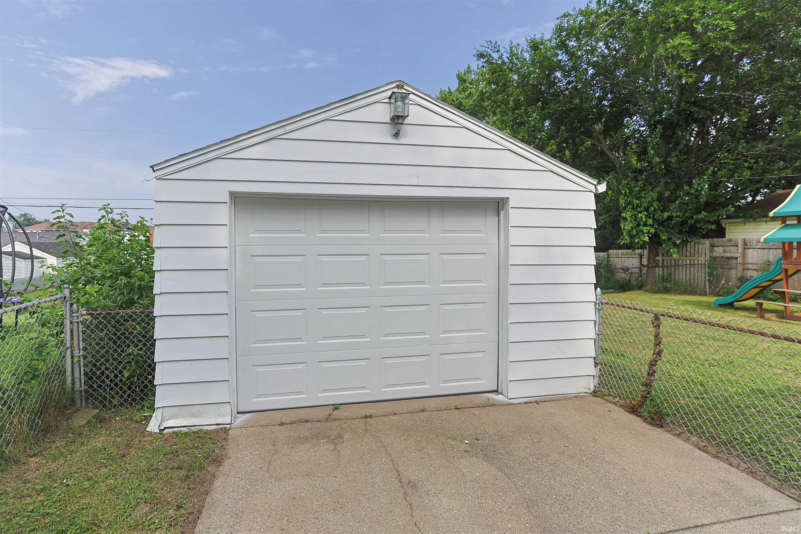 1421 Illinois Street South Bend IN 46628