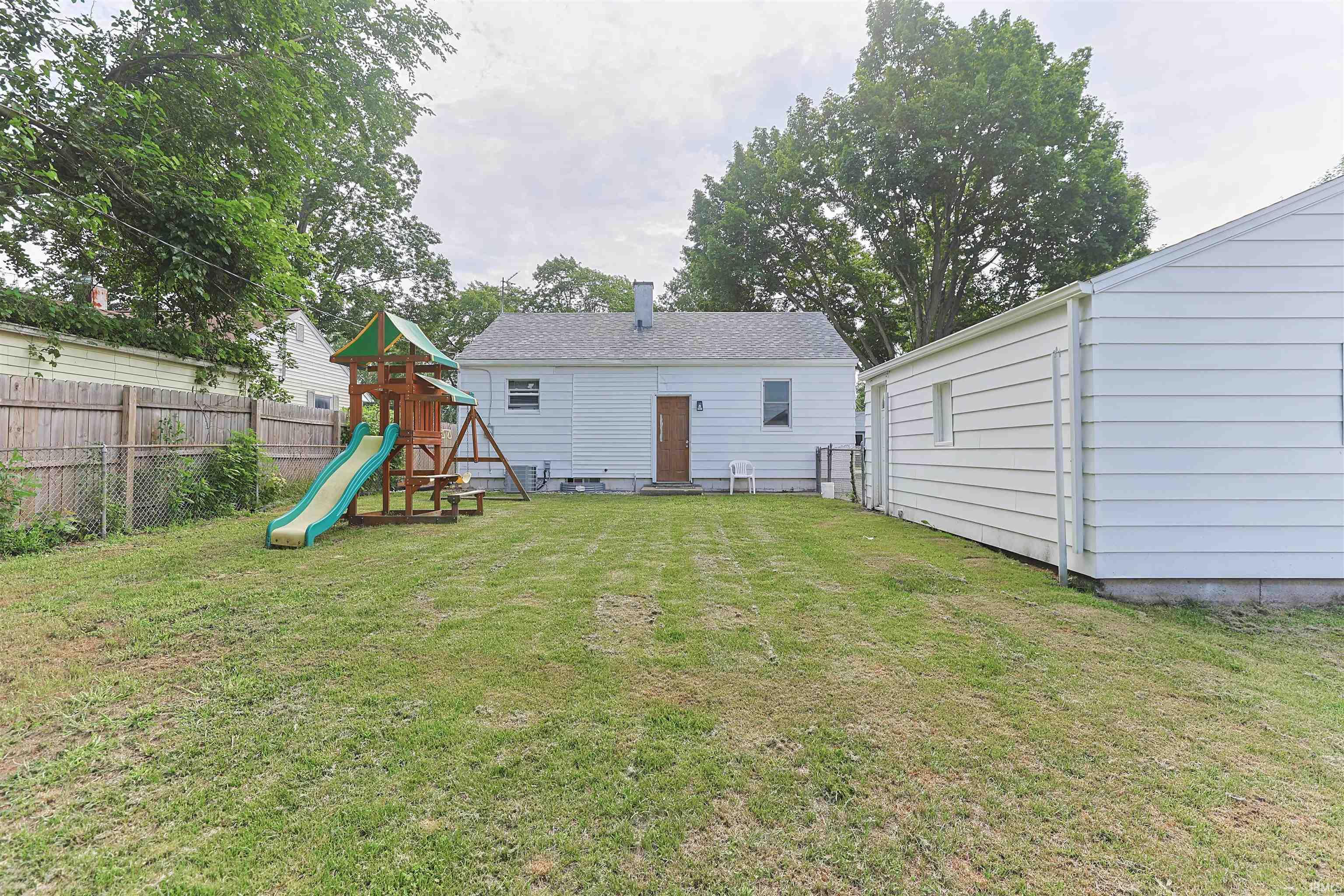 1421 Illinois Street South Bend IN 46628