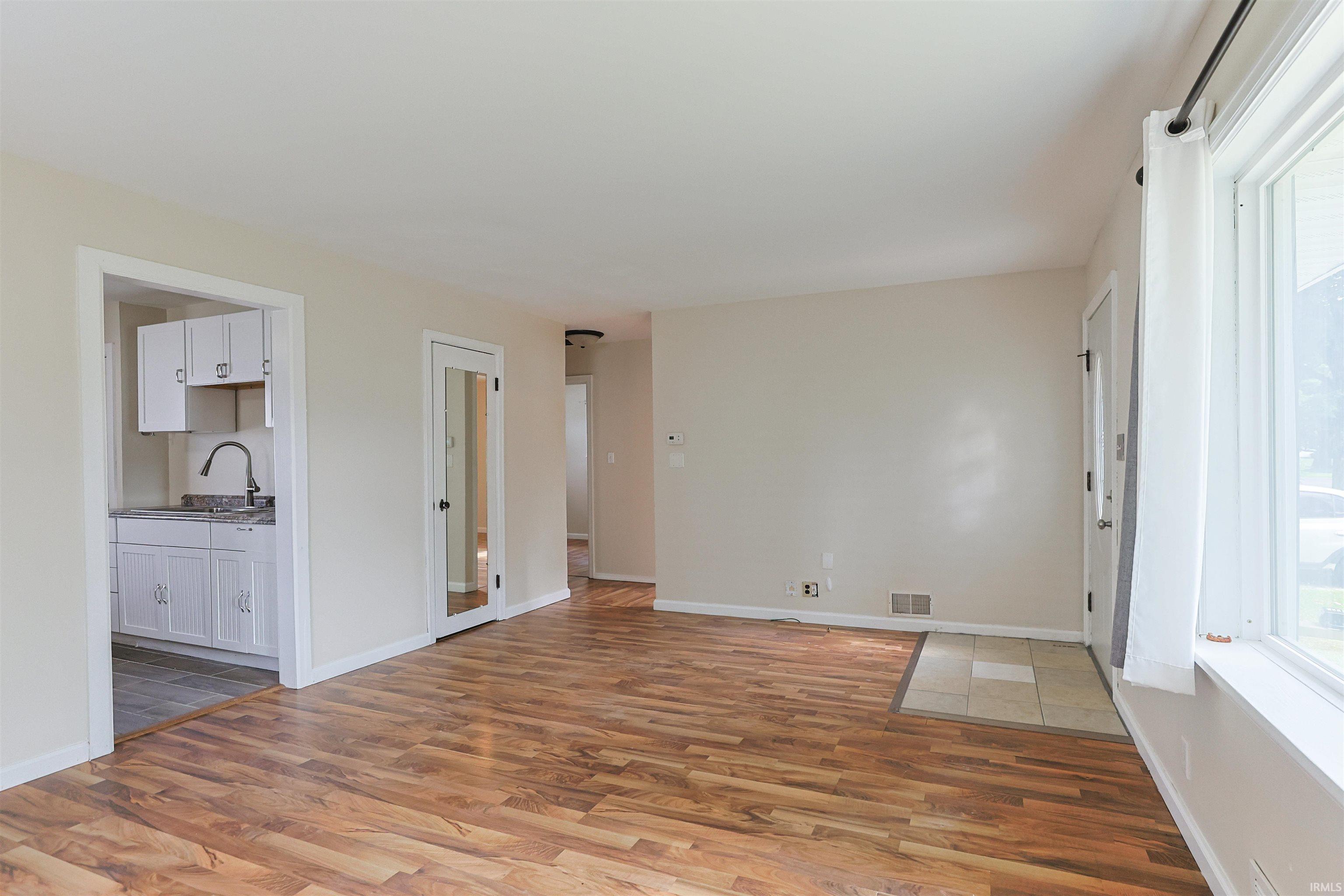 1421 Illinois Street South Bend IN 46628