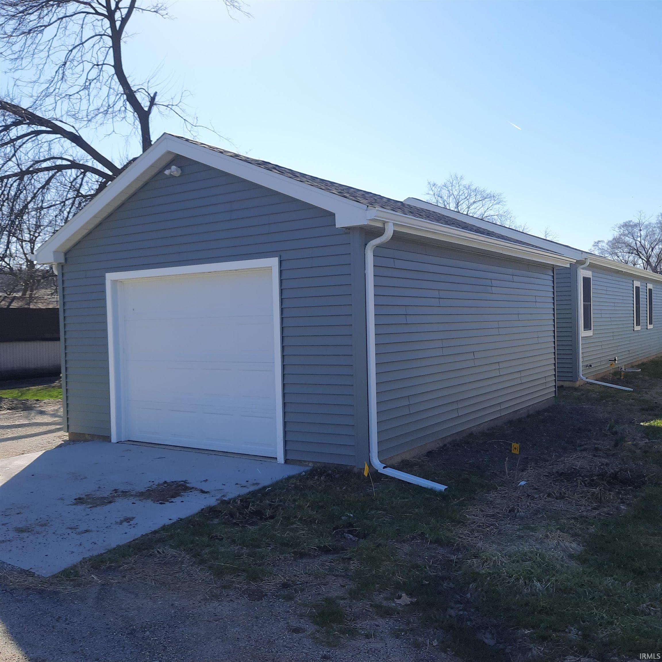926 Burdette Street Mishawaka IN 46544