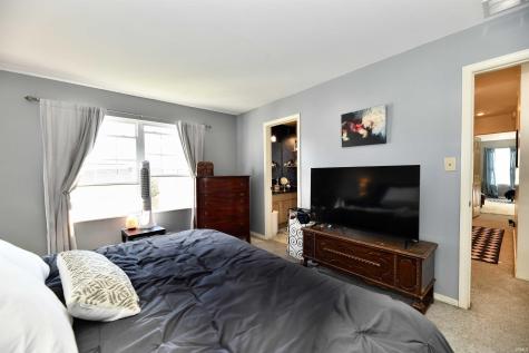 3811 S Claybridge Drive Bloomington IN 47401