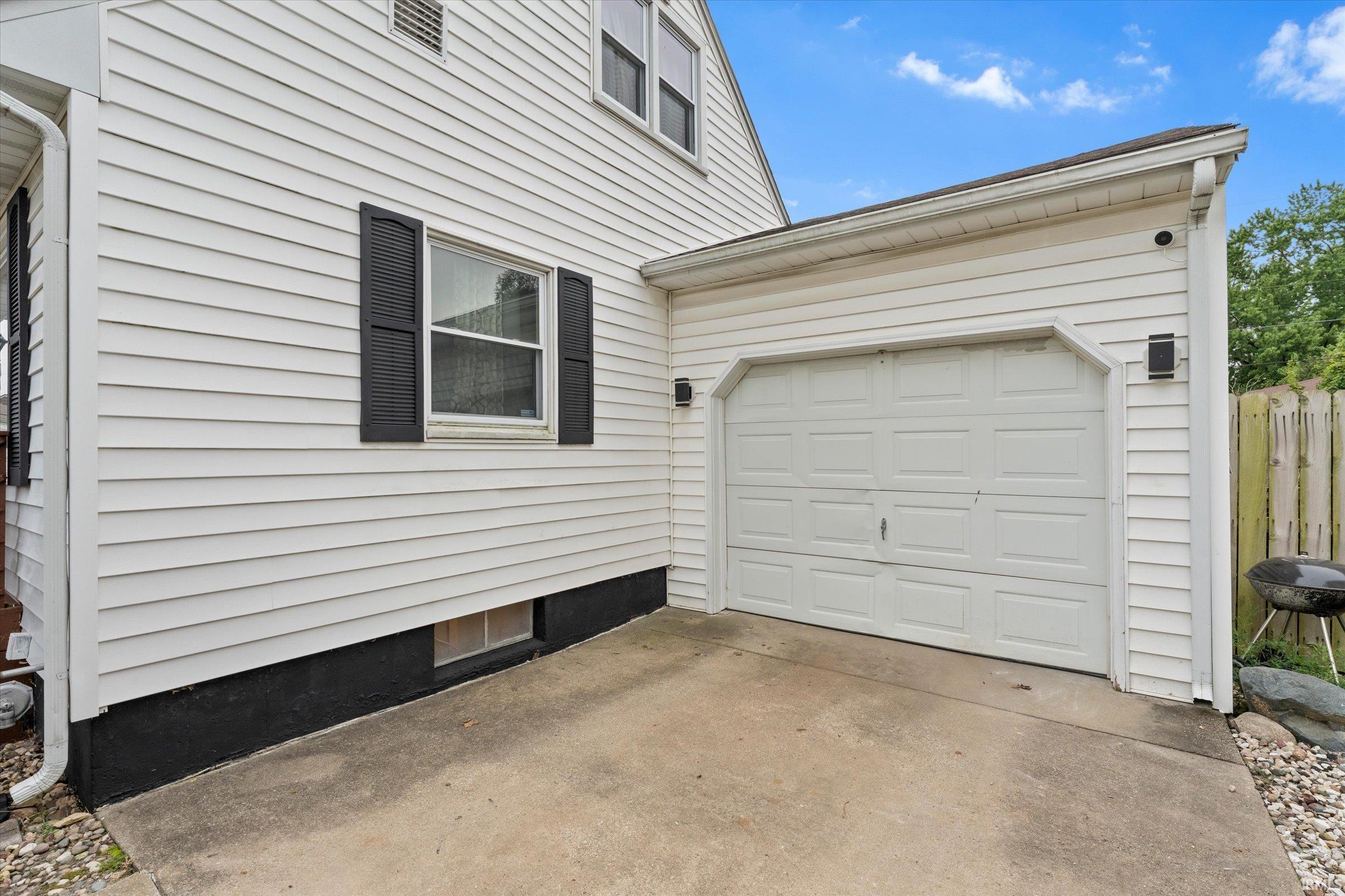 119 S Gladstone Street South Bend IN 46619