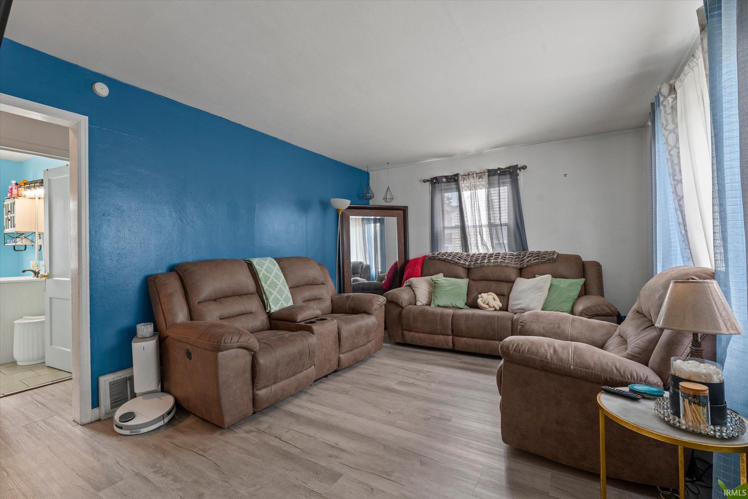 119 S Gladstone Street South Bend IN 46619