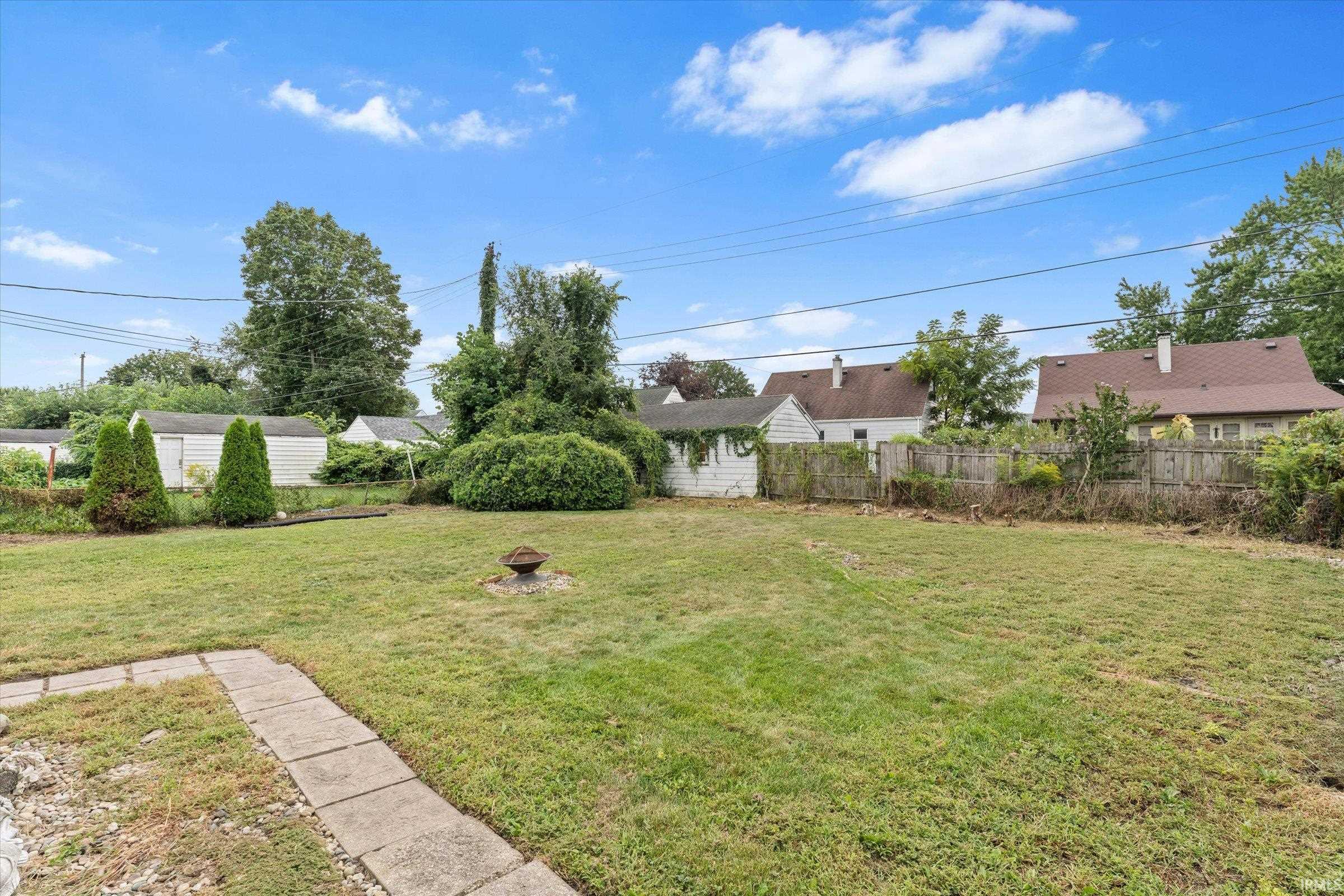 119 S Gladstone Street South Bend IN 46619