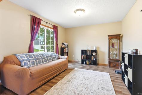 11317 Saint Ives Drive Fort Wayne IN 46818