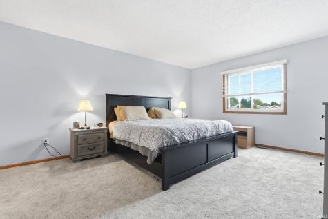11317 Saint Ives Drive Fort Wayne IN 46818