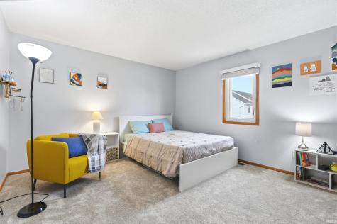11317 Saint Ives Drive Fort Wayne IN 46818