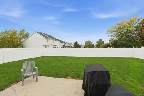 11317 Saint Ives Drive Fort Wayne IN 46818