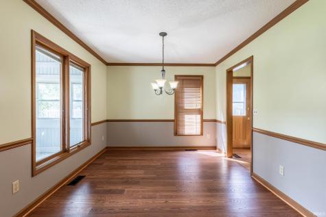 8915 Sunburst Lane Fort Wayne IN 46804