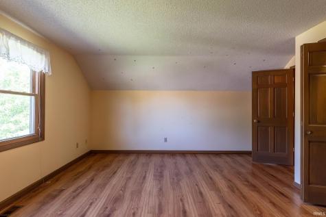 8915 Sunburst Lane Fort Wayne IN 46804