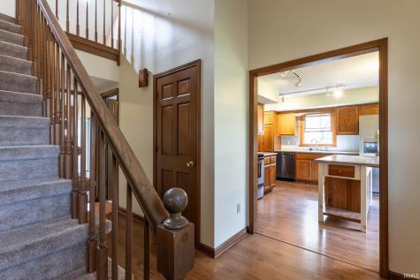 8915 Sunburst Lane Fort Wayne IN 46804