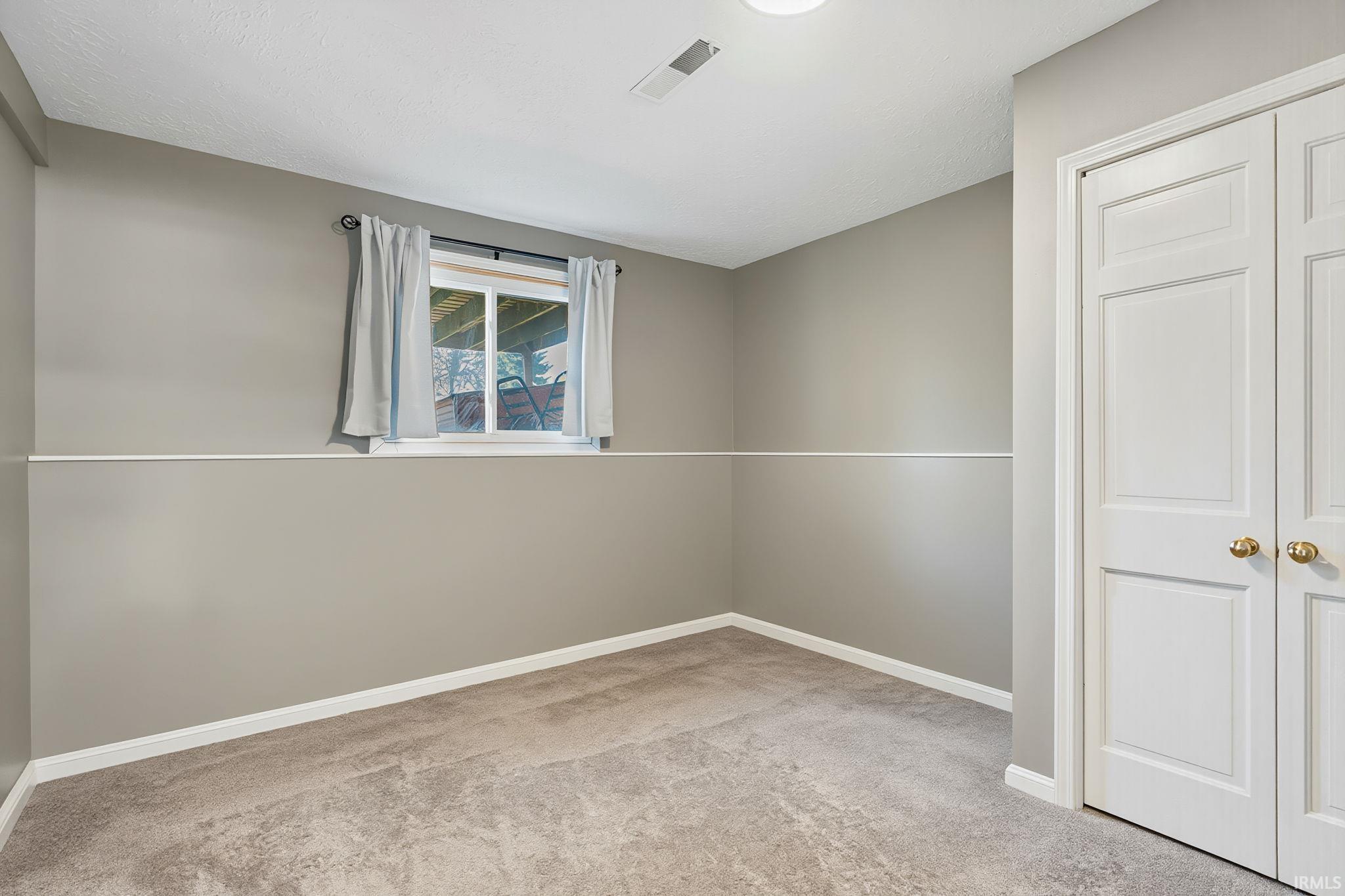 28694 Rex Court Elkhart IN 46514