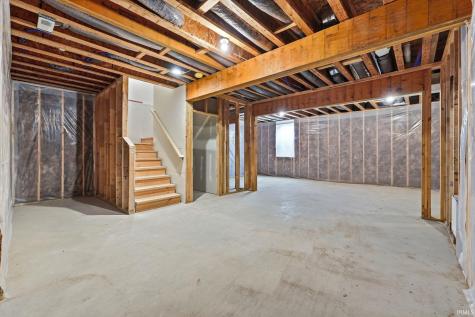 1208 Arthur Heights Drive Fort Wayne IN 46818