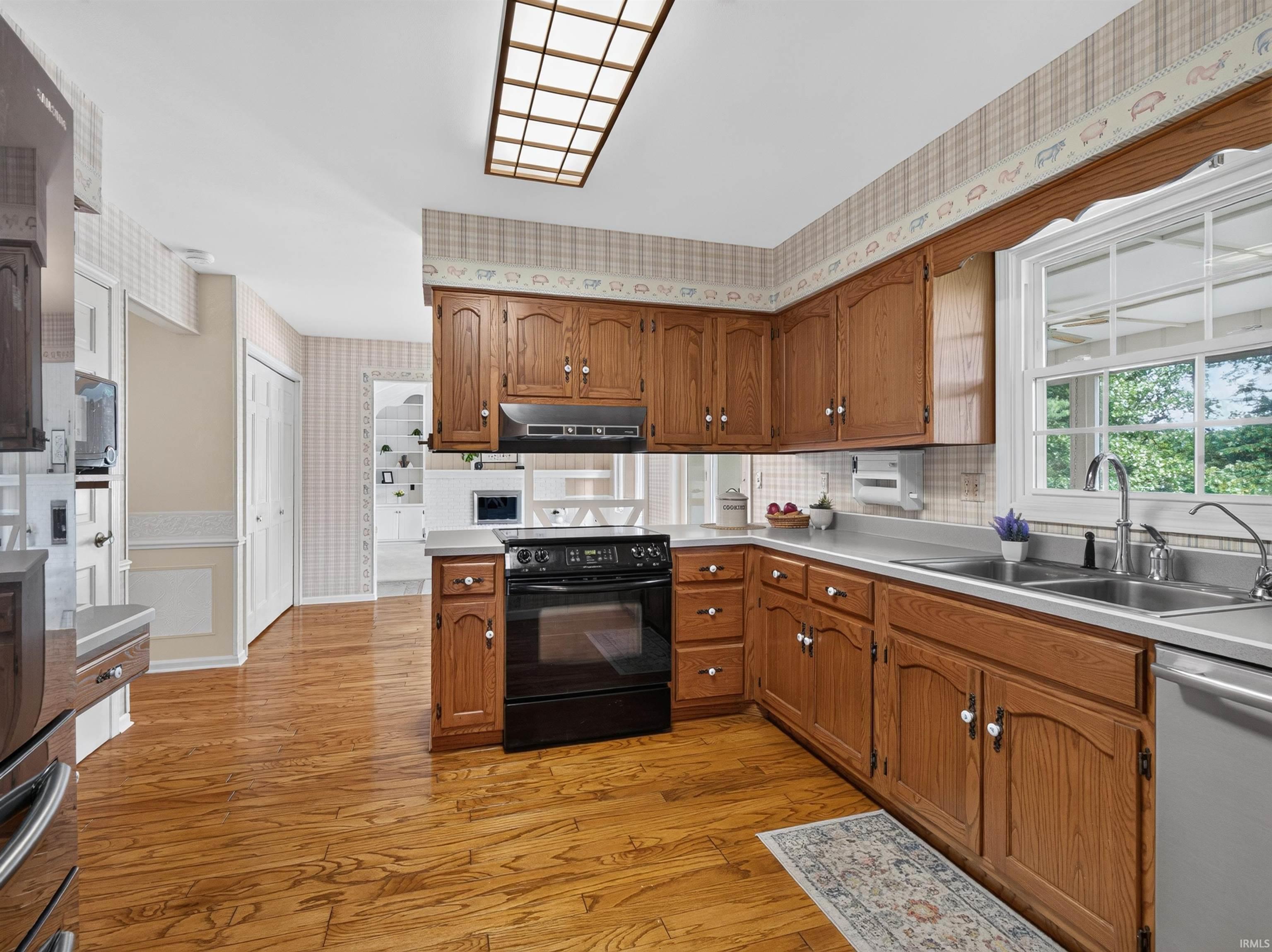 480 E Lynnwood Drive N Warsaw IN 46580