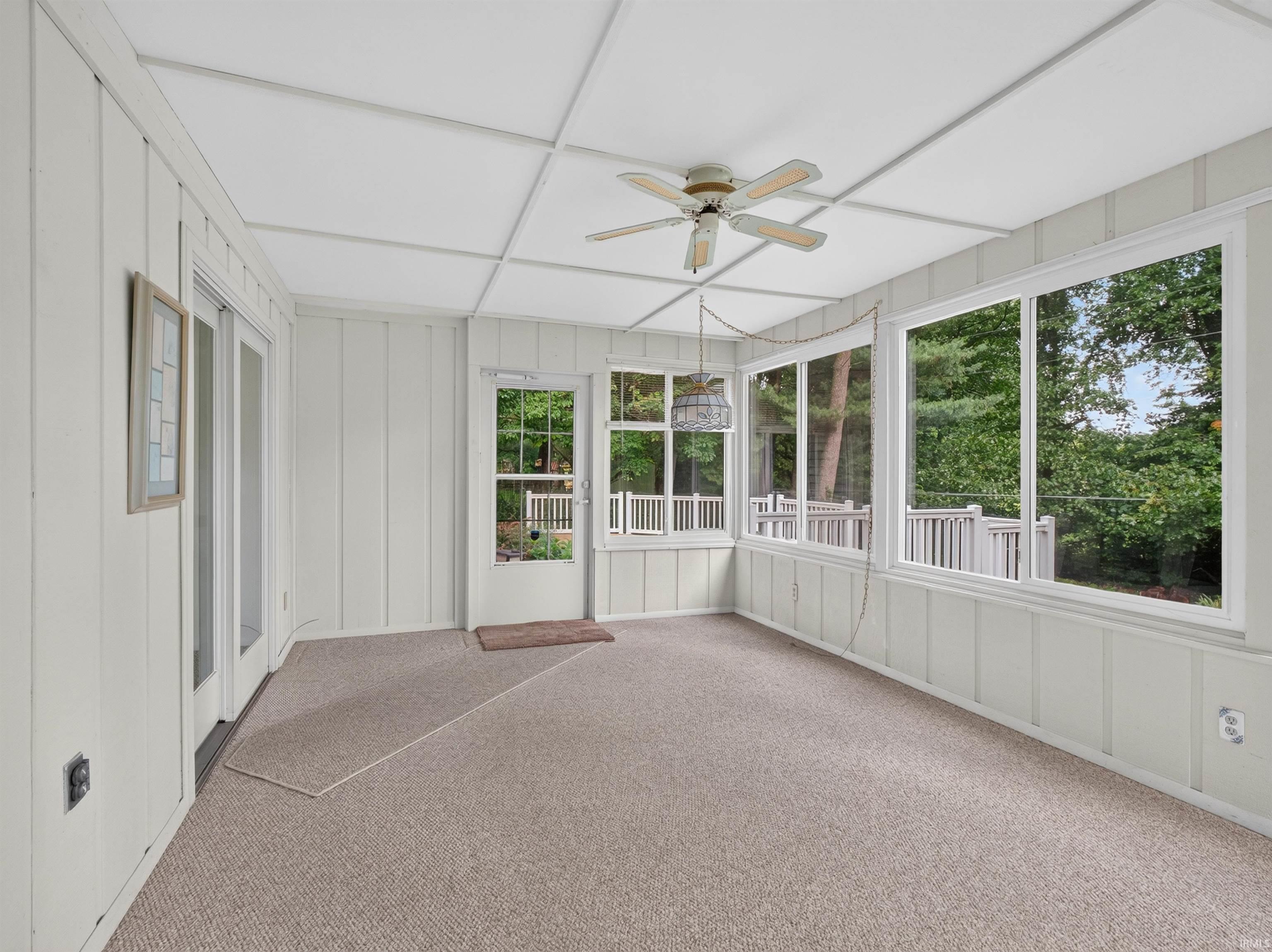 480 E Lynnwood Drive N Warsaw IN 46580
