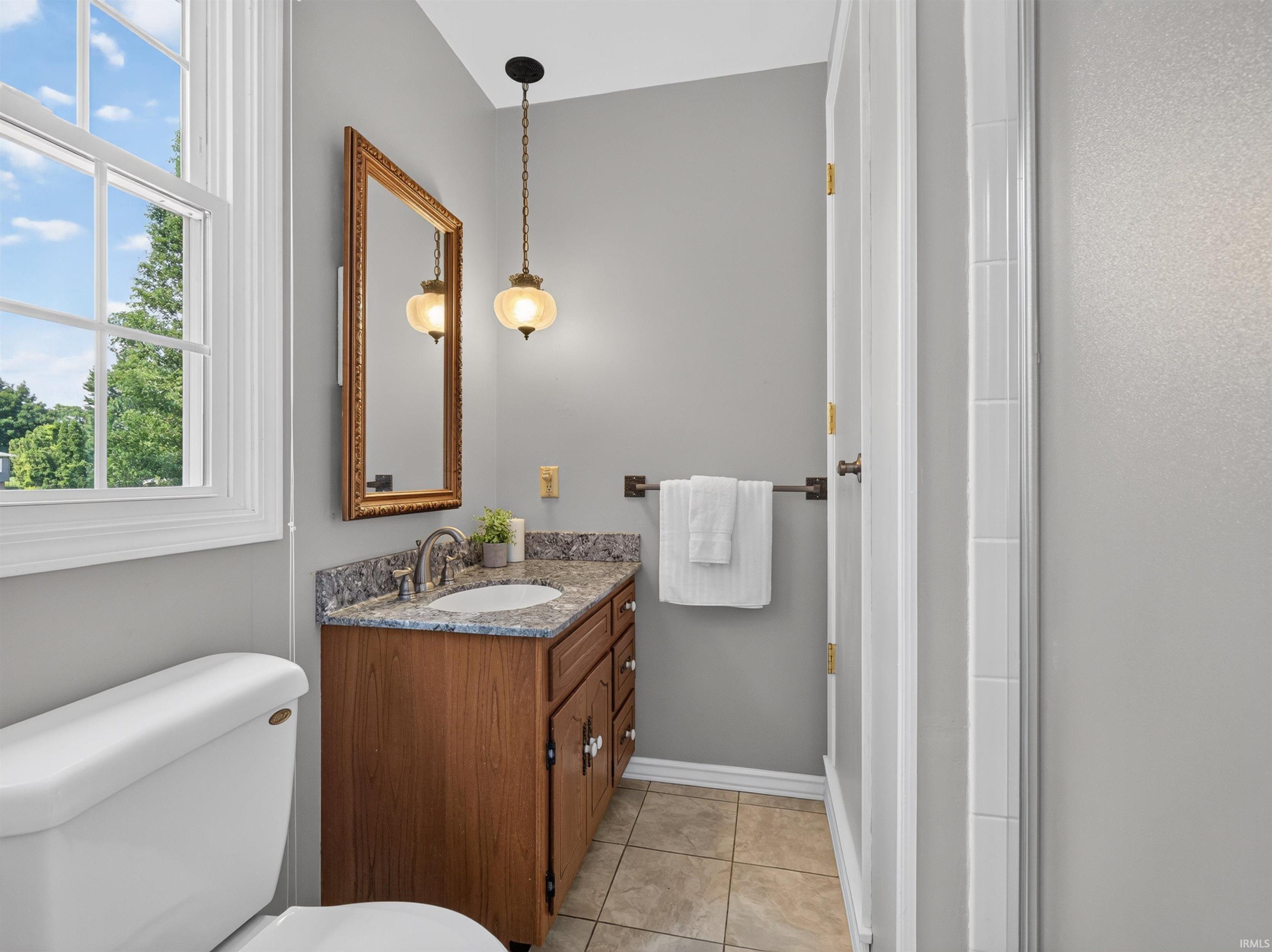 480 E Lynnwood Drive N Warsaw IN 46580