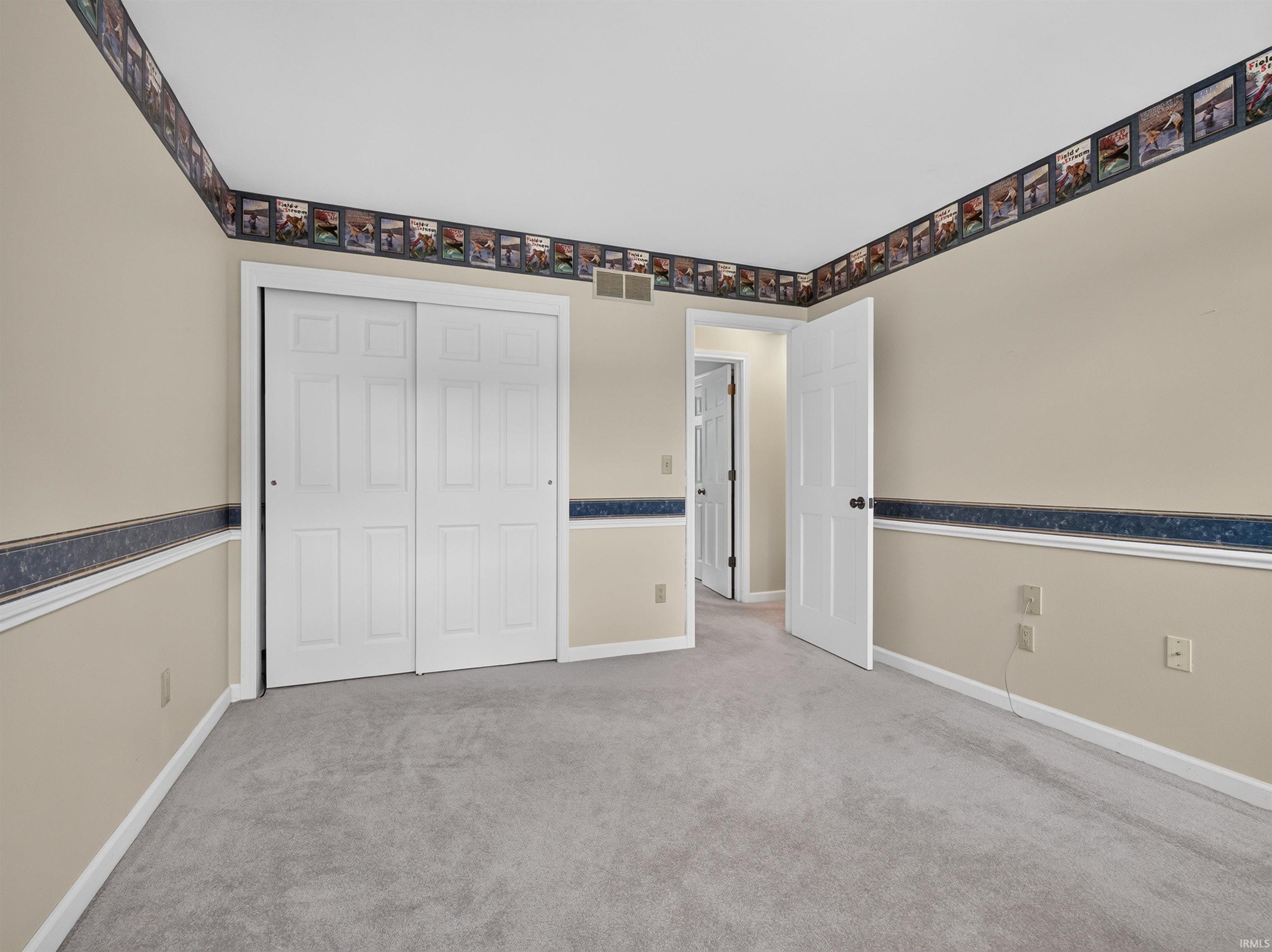 480 E Lynnwood Drive N Warsaw IN 46580