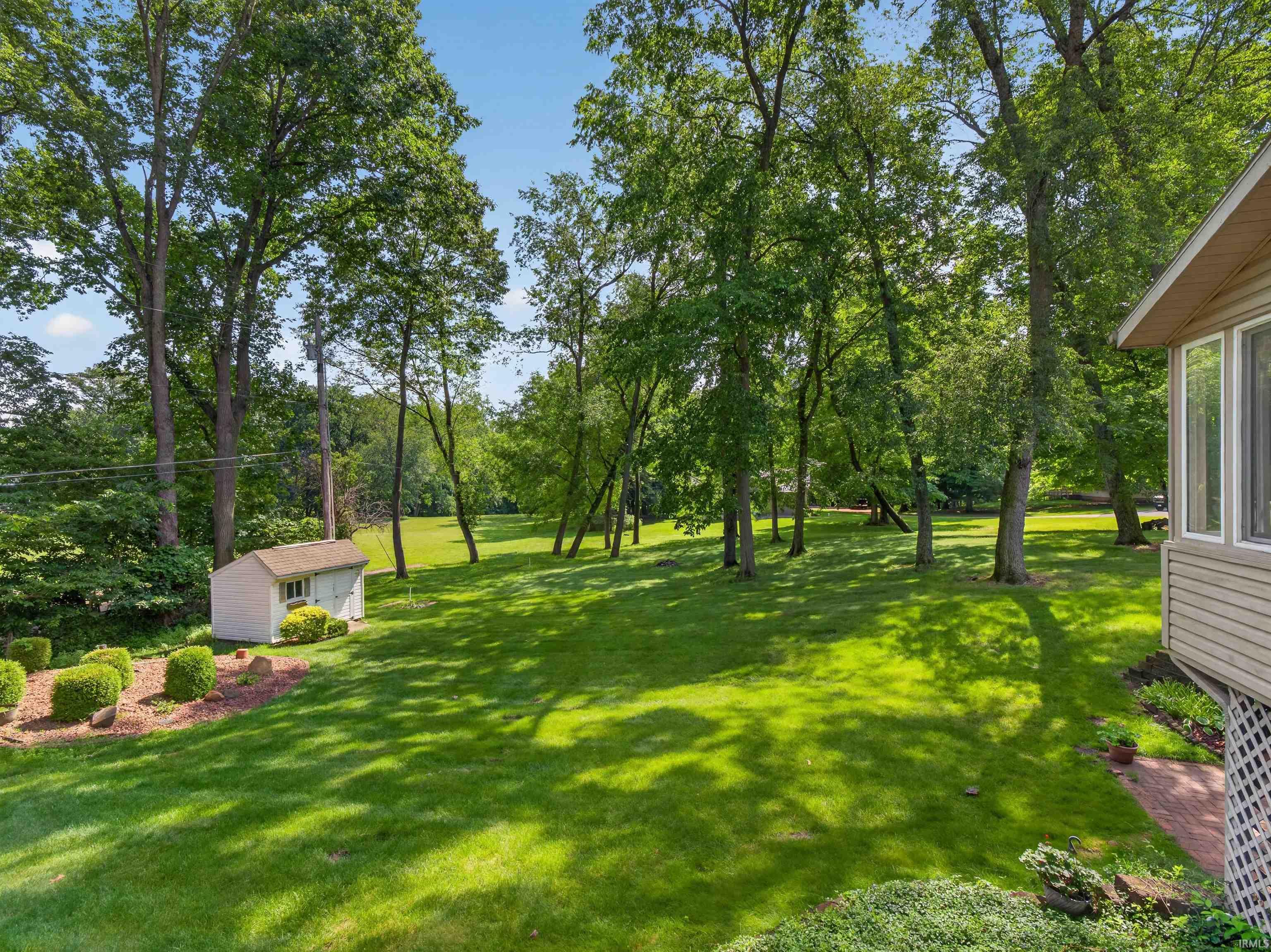 480 E Lynnwood Drive N Warsaw IN 46580