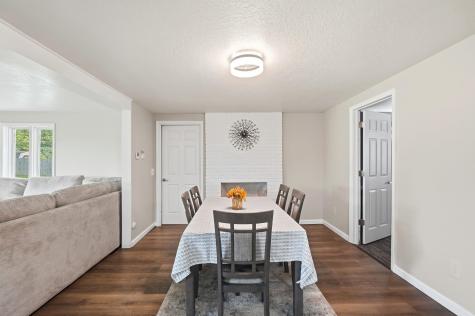 5727 Woodlea Avenue Fort Wayne IN 46835